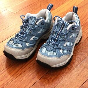 Ladies LLBean hiking shoes